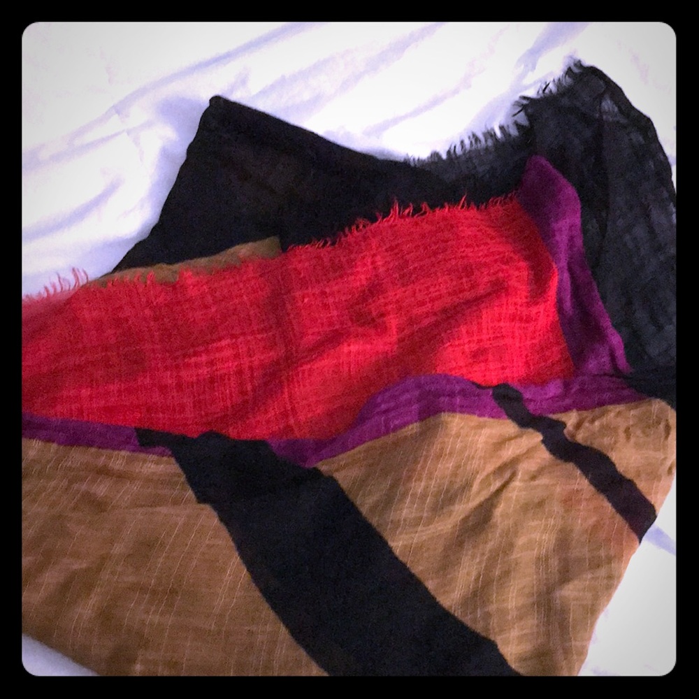 Scarf with tan black purple and red